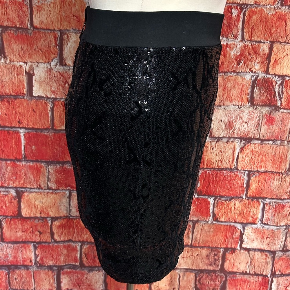 Guess Black Sequined Snakeskin Patterned Mini Ski… - image 6